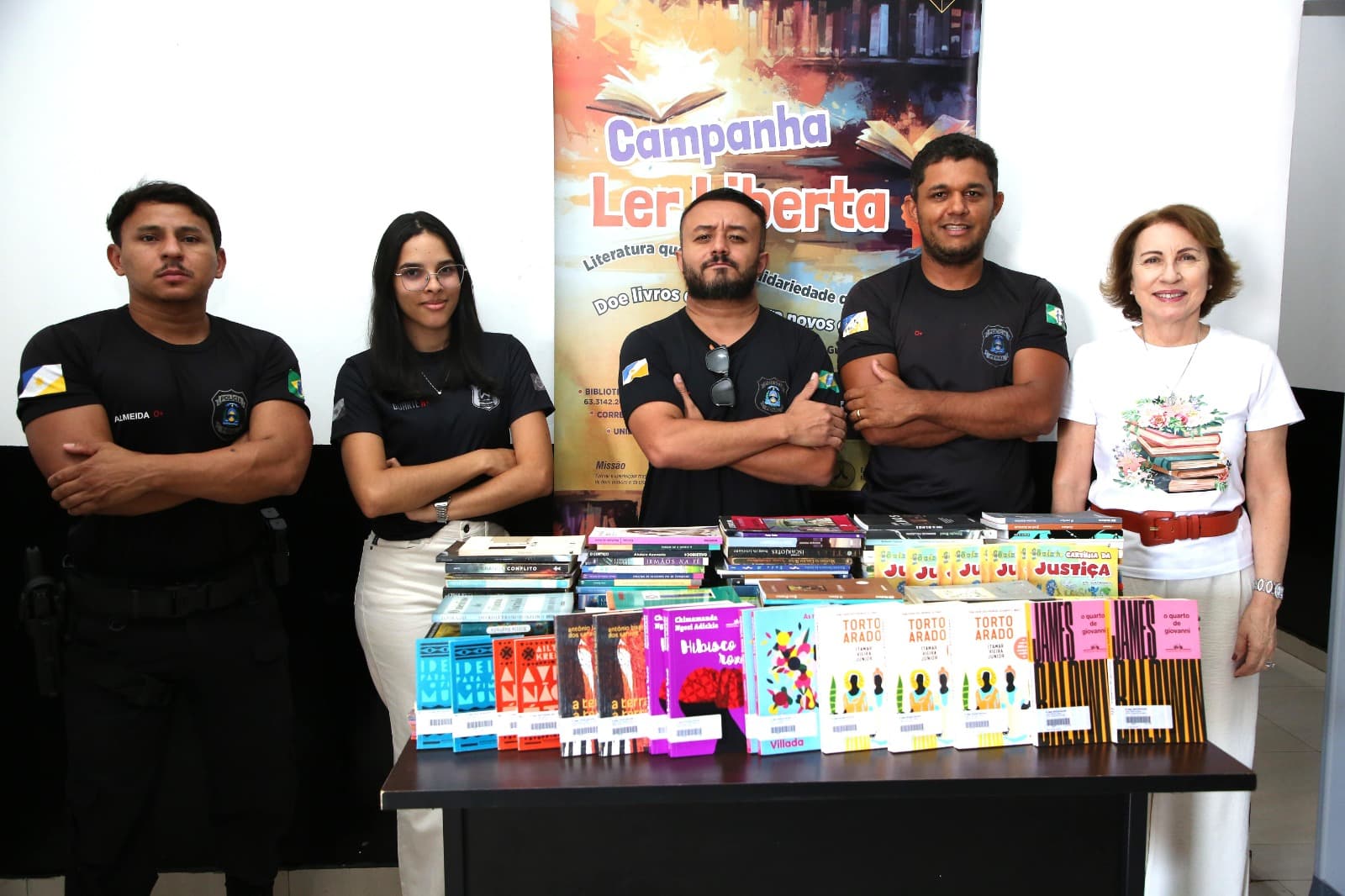 Foto da notícia: Esmat doa 252 livros para a Unidade Penal de Guaraí, atualmente com mais de 180 reeducandos