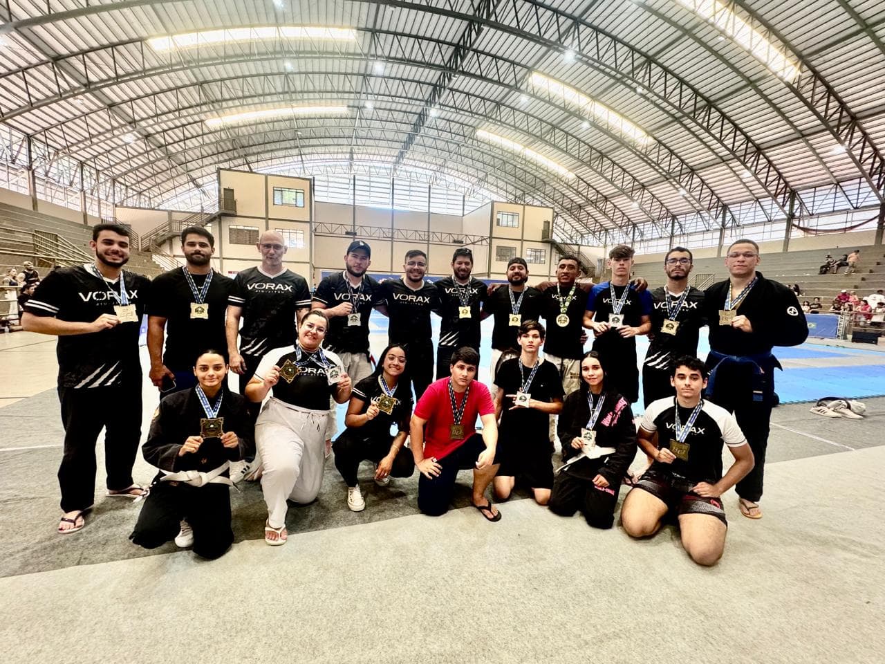 Foto da notícia: Equipe Vorax Guaraí de Jiu-Jitsu conquista 16 medalhas na etapa Palmas da Brasil Cup 2025