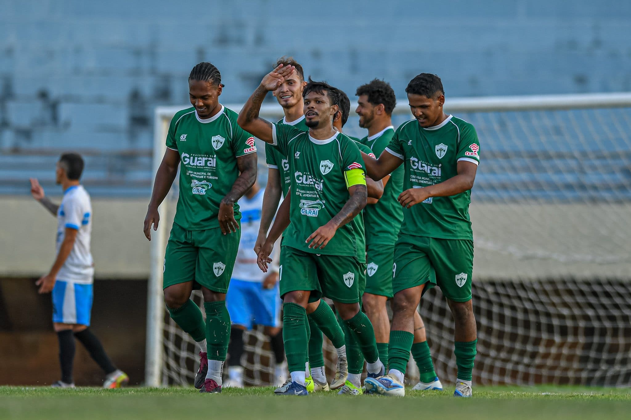 Foto da notícia: Partida entre Guaraí e Paraíso no Delfinão define liderança do Grupo B dia 18, a partir das 19h