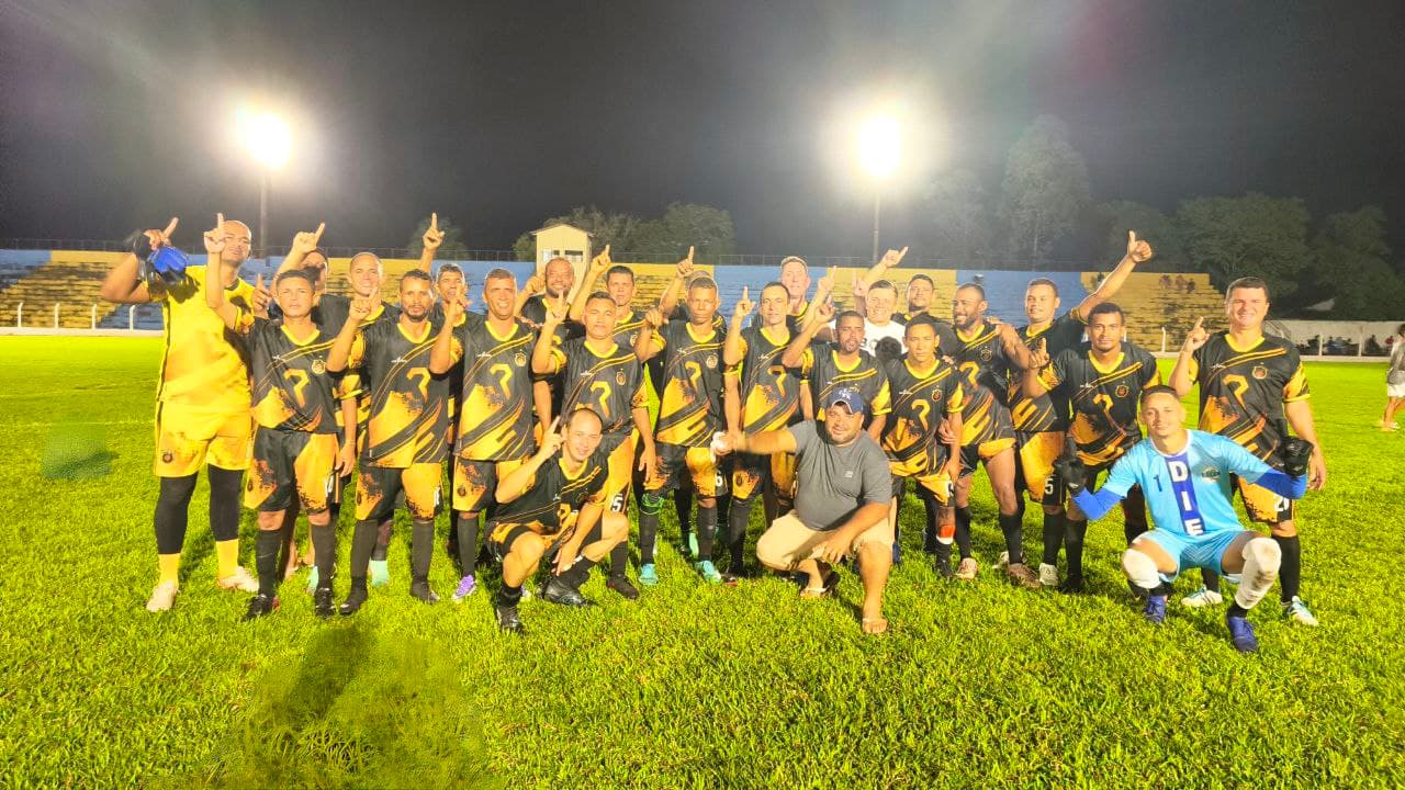 Foto da notícia: Lobão Máster vence Real Independente de Pium por 2x0 e garante vaga na final da Copa Amizade