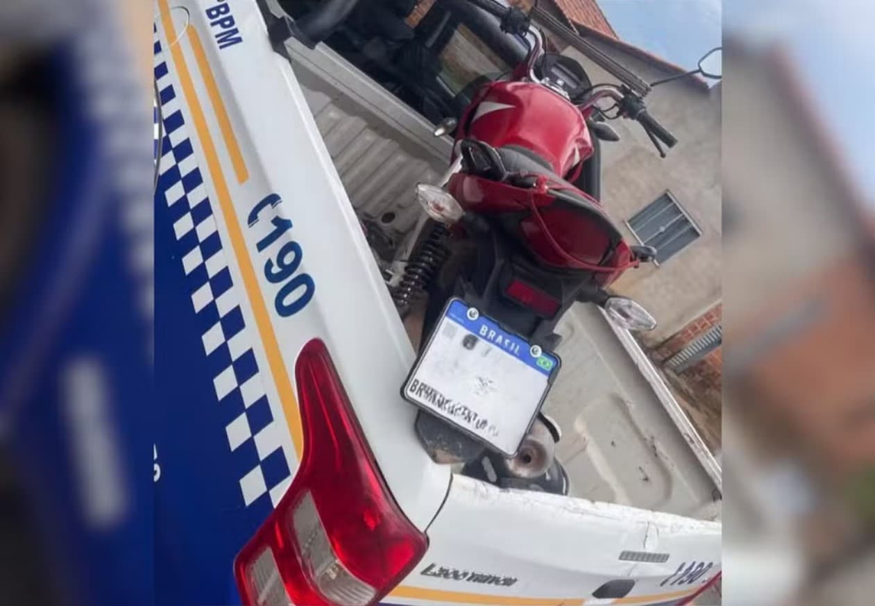 Imagem da notícia: Foragido por homicídio em Palmas é preso após acidente de trânsito com moto furtada em Guaraí