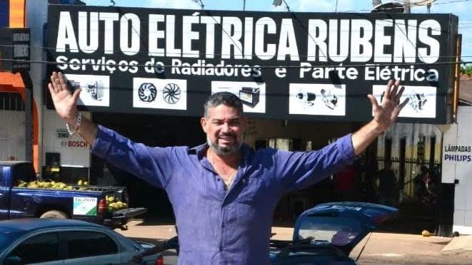 Imagem da notícia: Empresário de Guaraí, muito conhecido na comunidade, desaparece após mergulho no Tocantins