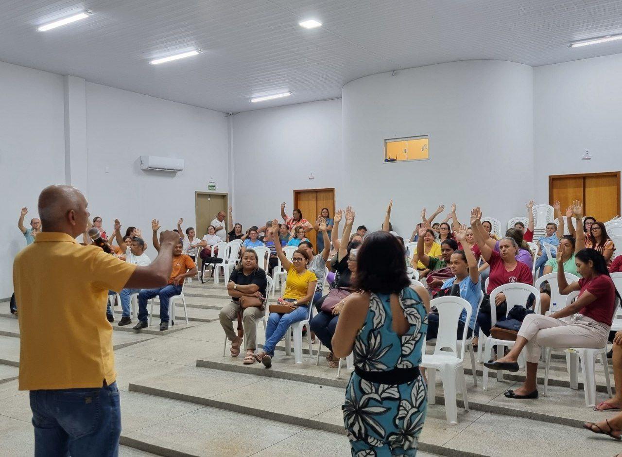 Educação Municipal aceita proposta ‘de última hora’ e decide não iniciar greve anunciada em Guaraí