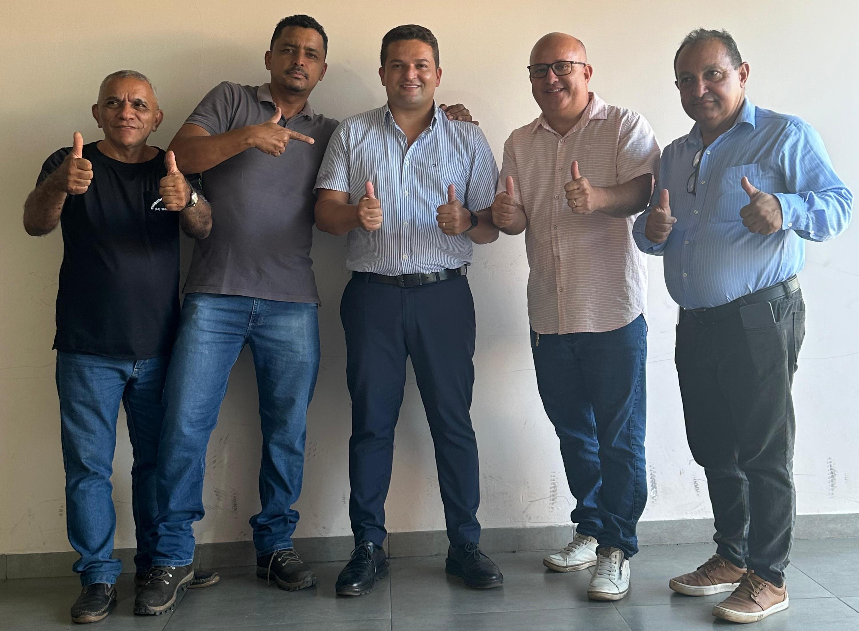 Saboinha Jr recebe apoio de pré-candidatos do PDT, mas sigla está fechada com Fátima Coelho