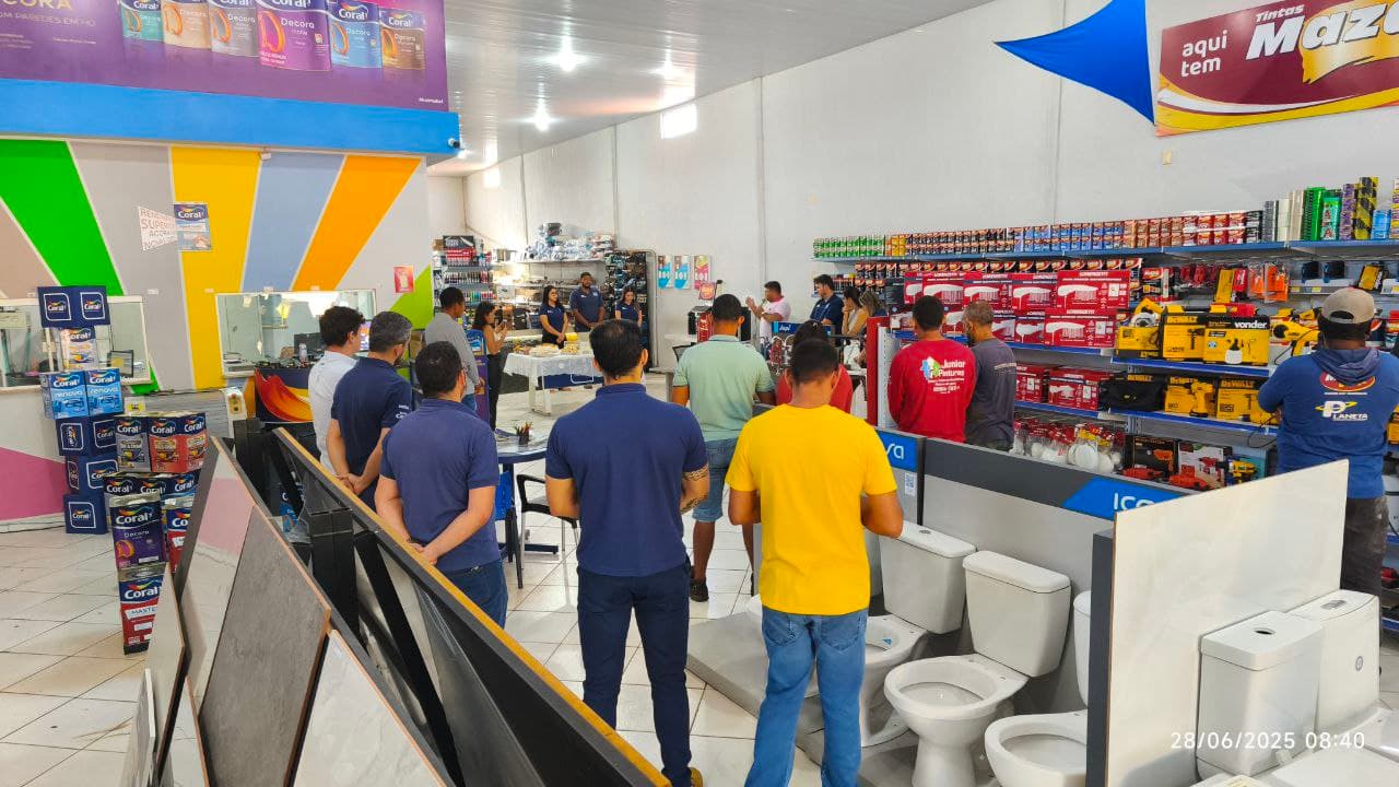 Imagem da notícia: Café da manhã e descontos marcam os 17 anos da Planeta Materiais para Construção em Guaraí