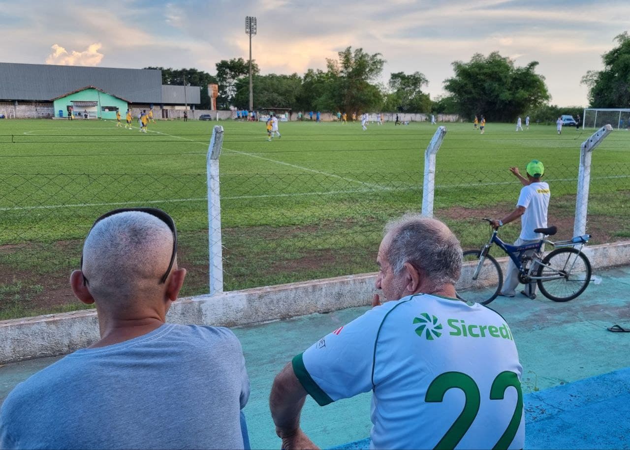 Imagem da notícia: Batalhão FC ganha mais uma vez, garante vaga na final da Segundona e acesso para a 1ª Divisão