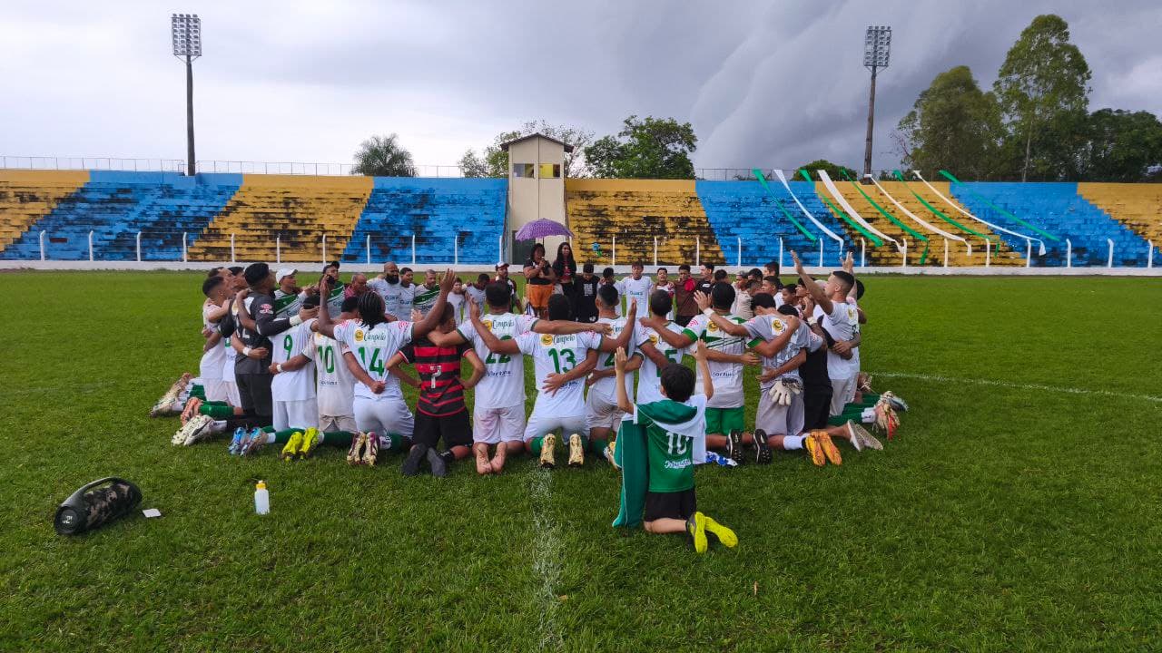 Imagem da notícia: Guaraí empata com o Alvorada no Delfinão e garante acesso após 10 anos; final é contra o Palmas