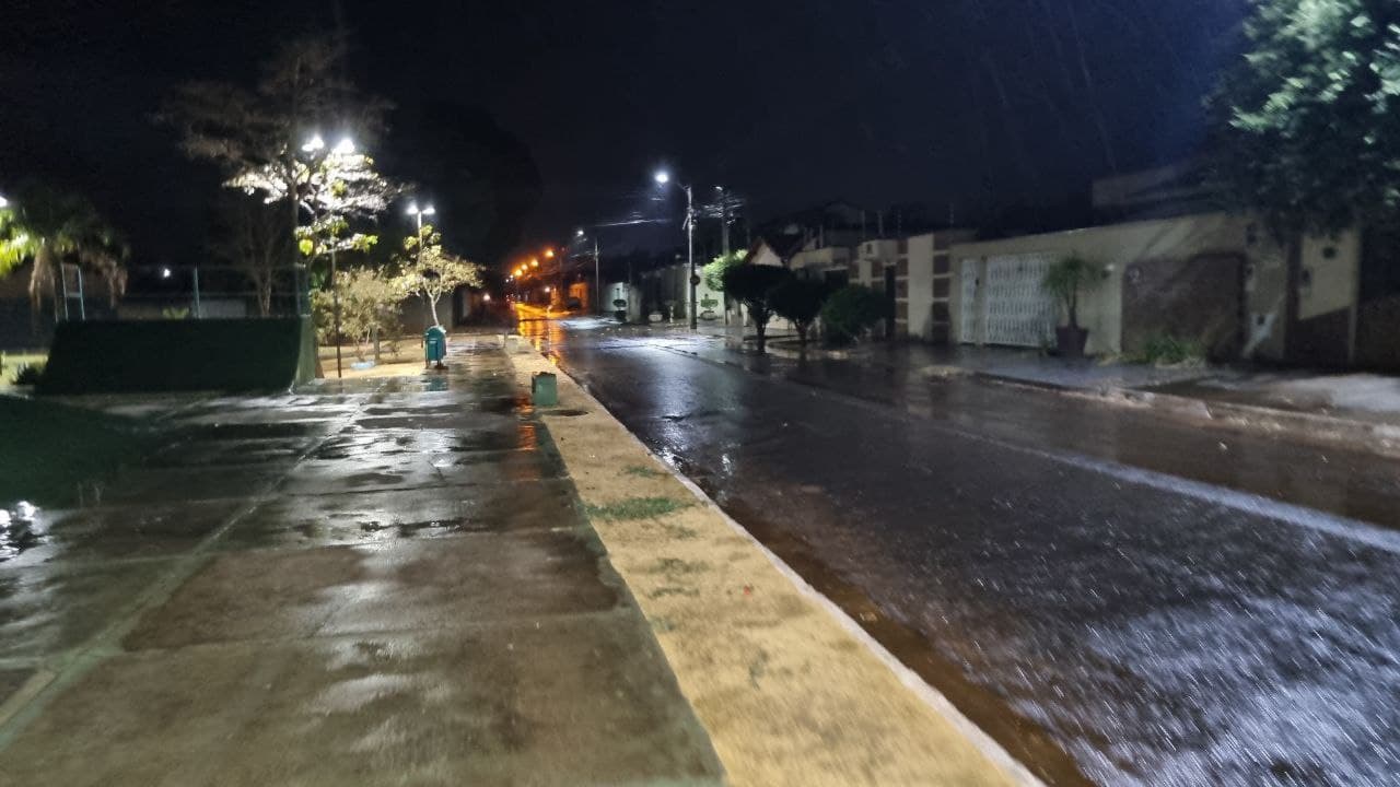 Imagem da notícia: Guaraienses comemoram primeiras chuvas no perímetro urbano após um longo período de estiagem