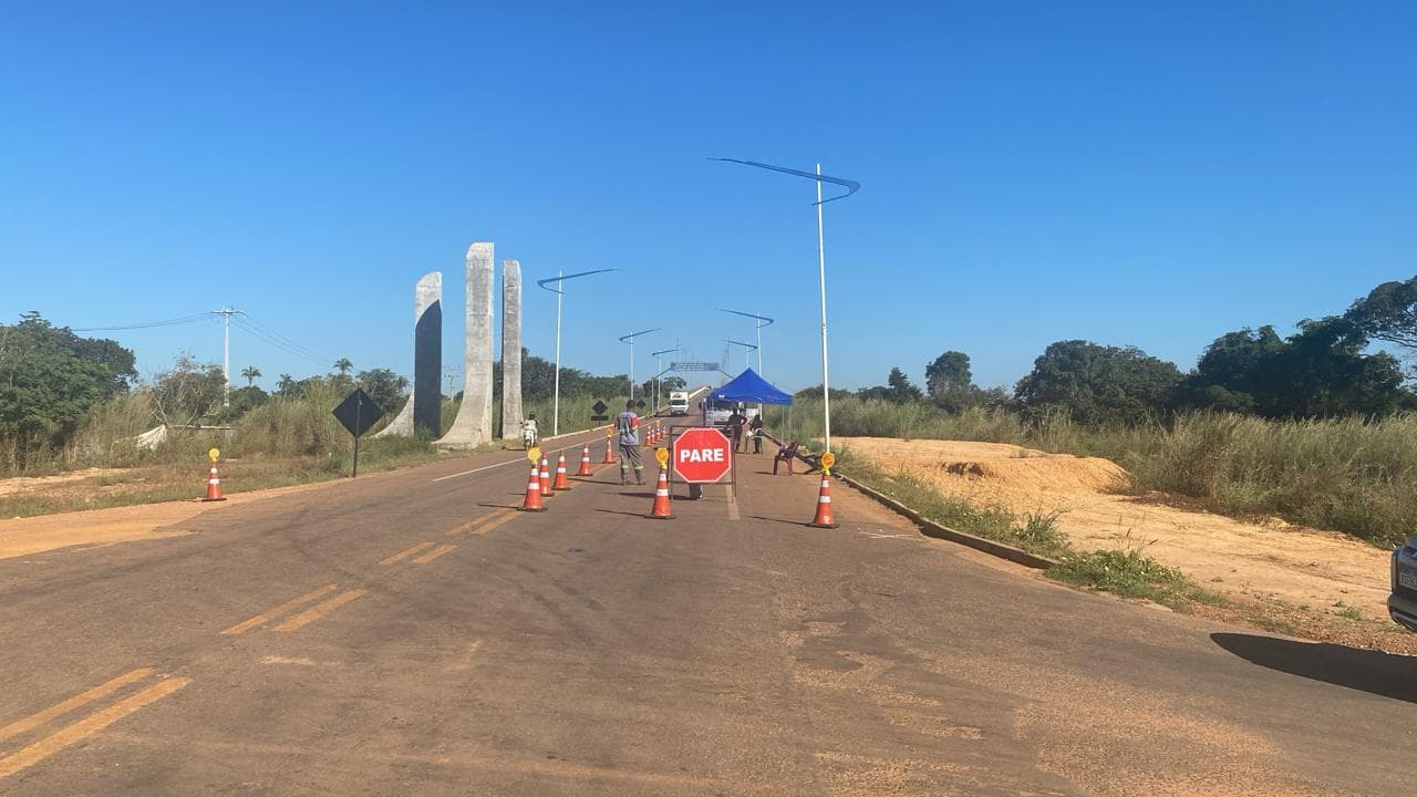 Foto da notícia: DNIT amplia de 4 para 12 toneladas limite na ponte da BR-235 entre Pedro Afonso e Tupirama