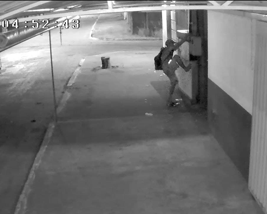 Imagem da notícia: Polícia Civil investiga recente onda de furtos em Guaraí; alvo preferido tem sido pequenos comércios