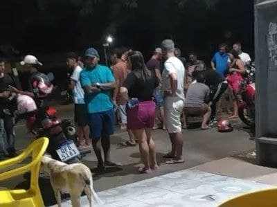 Imagem da notícia: Vídeos mostram jovem e cão feridos após atropelamento (moto) registrado na região central de Guaraí