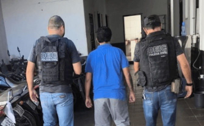 Imagem da notícia: Investigada por esfaquear homem é presa em Guaraí durante ação da 5ª DEIC da Polícia Civil