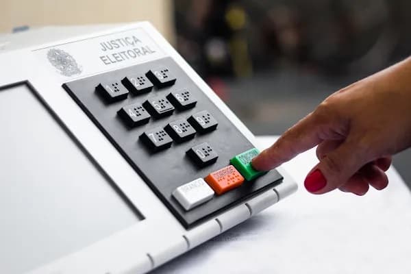 Imagem da notícia: 56,9% dos eleitores de Guaraí têm entre 18 e 44 anos; este é o público-alvo dos candidatos em 2024