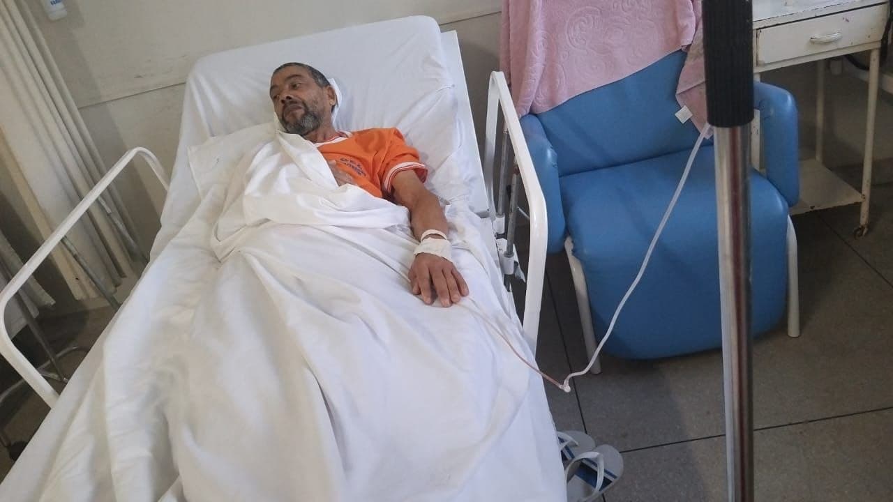 Imagem da notícia: Aposentado internado em Guaraí aguarda há 13 dias transferência para avaliação neurológica