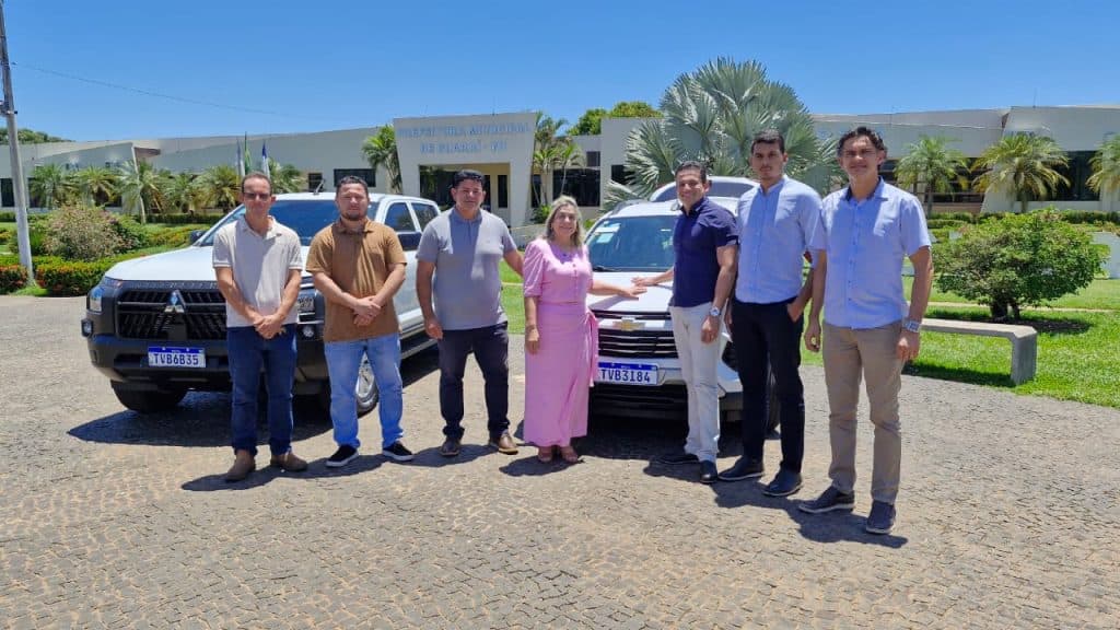 Foto da notícia: Novos veículos da Saúde em Guaraí somam investimento de R$ 405,9 mil; frota conta com + de 20