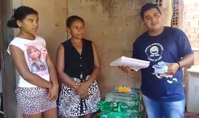 “Cowboy Solidário” conta a história de mãe com 4 filhos que precisa de ajuda em Guaraí