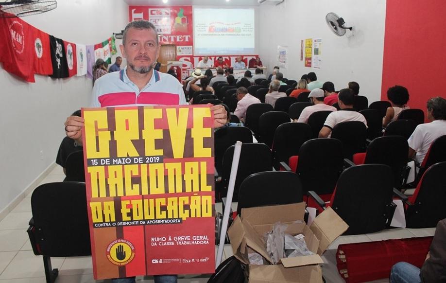 Educadores de Guaraí aderem a paralisação nacional contra reforma da previdência dia 15/05