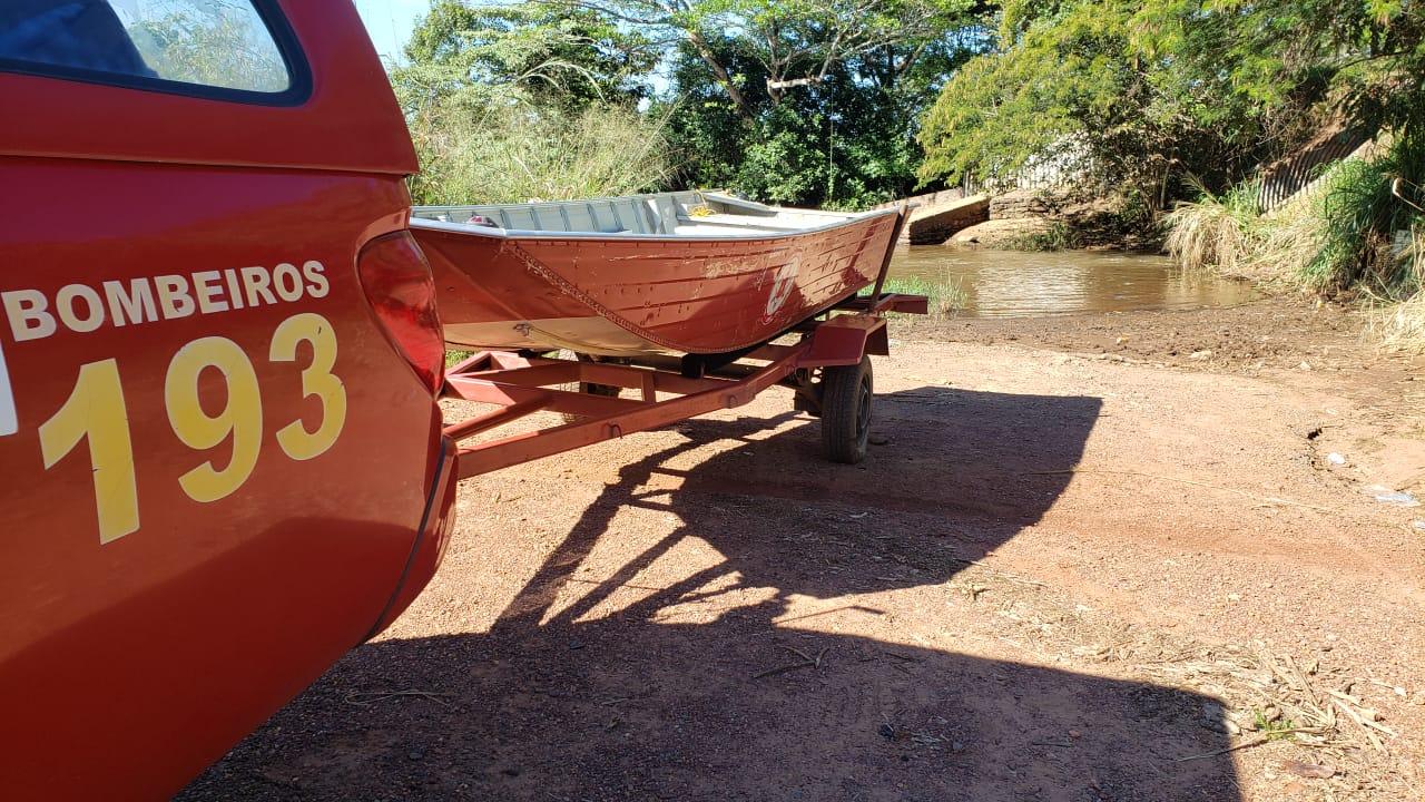 Caminhoneiro de 57 anos morre afogado durante mergulho no Ribeirão Tranqueira em Guaraí