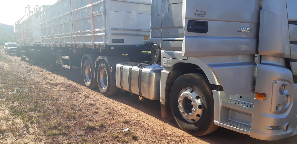 Bitrem que estava estacionado em Guaraí tem 27 rodas roubadas durante ataque de quadrilha